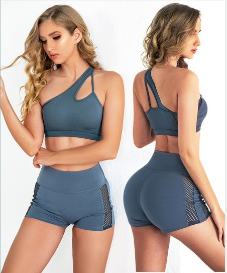 Women’s Yoga Clothing Set – Sexy Back Fitness Sports Bra & Peach Hip Shorts