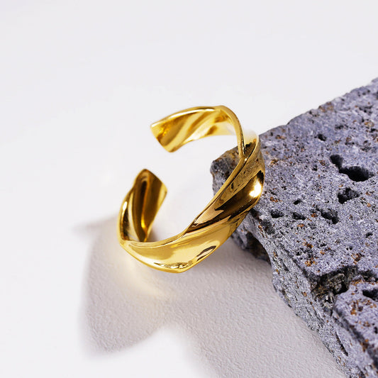ELIAS Gold: Shapes & Textures Modernist Ring
