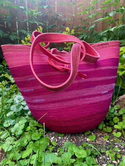 Fuchsine Foraging Basket