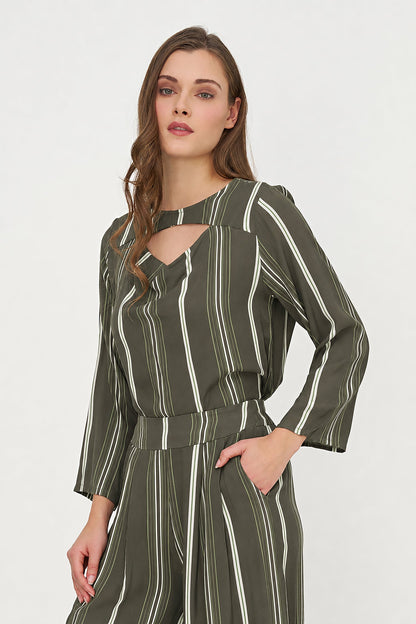 Women's Printed Woven Top with Long Sleeves & Chest Cutout Detail