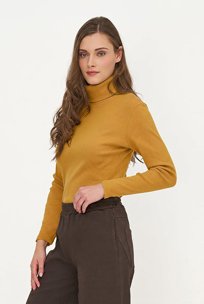 Women's Classic Rib-Knit Turtleneck Top with Long Sleeves