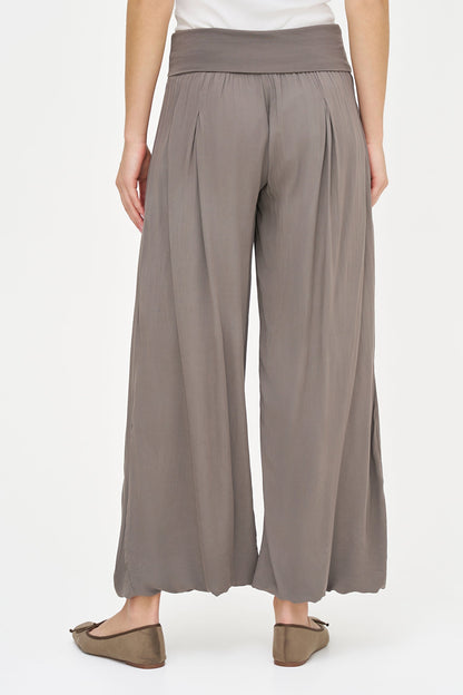 Women's Woven Pull-On Pants