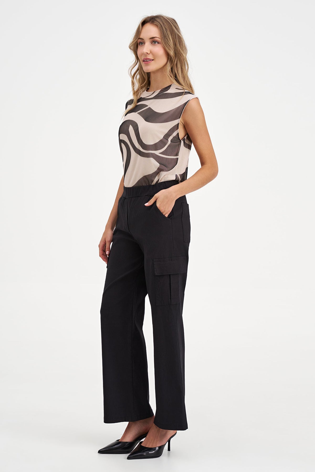 Women's Knit Sleeveless Top
