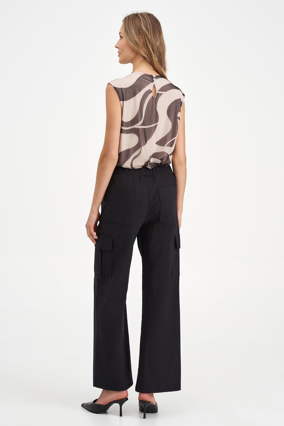 Women's Knit Sleeveless Top