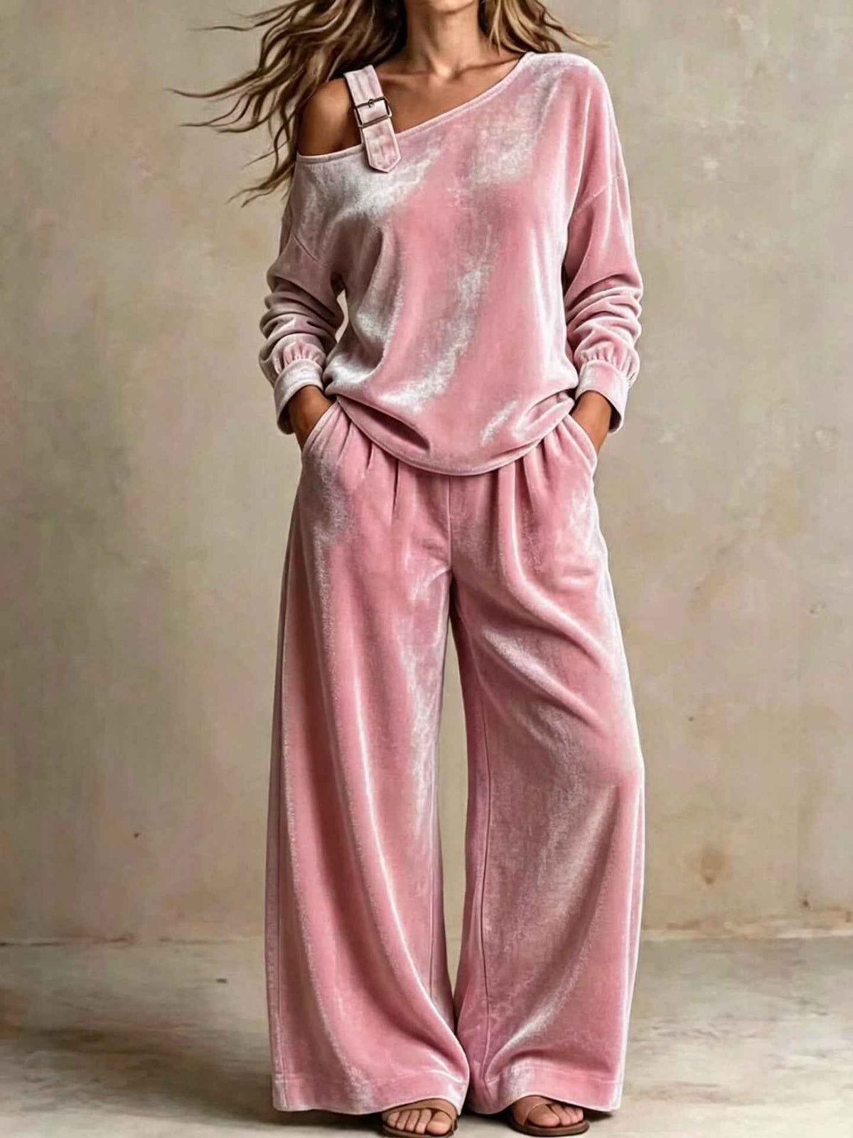 Women’s Velvet Two-Piece Set – Elegant Off-Shoulder Long-Sleeve Top & Full-Length Pants