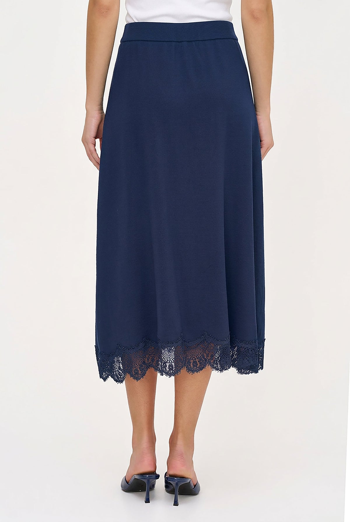 Women's Fine Knit Pull-On A-Line Skirt with Lace Trim