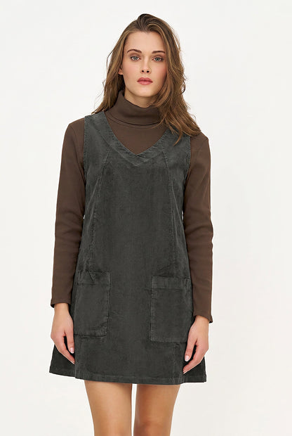 Women's Corduroy Sleeveless V-Neck Dress with Patch Pockets