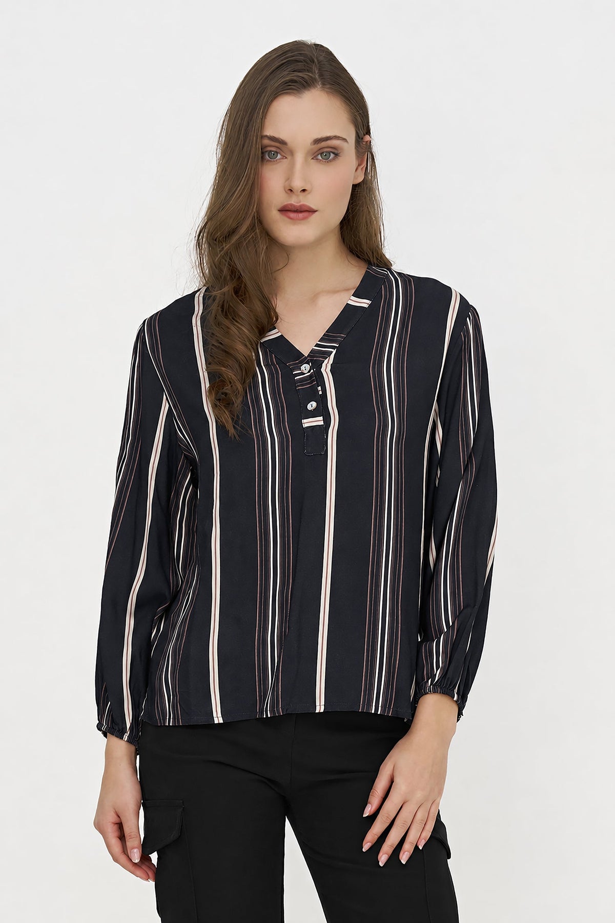 Women's Printed Woven Tunic with Buttoned V-Neck Collar & Side Slits