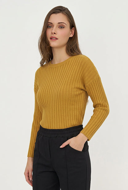 Women's Rib-Knit Crew-Neck Sweater with Long Sleeves