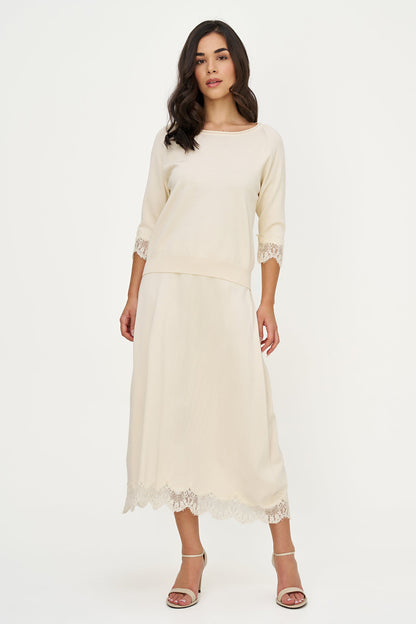 Women's Fine Knit Crew-Neck Sweater, 3/4 Raglan Sleeves & Lace Cuffs