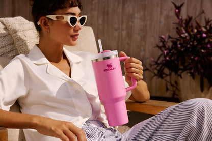 STANLEY Quencher H2.0 Tumbler with Handle and Straw 40 oz | Flowstate 3-Position Lid | Cup Holder Compatible for Travel | Insulated Stainless Steel Cup | BPA-Free | Hydrangea 🍁 All In One Marketplace Canada