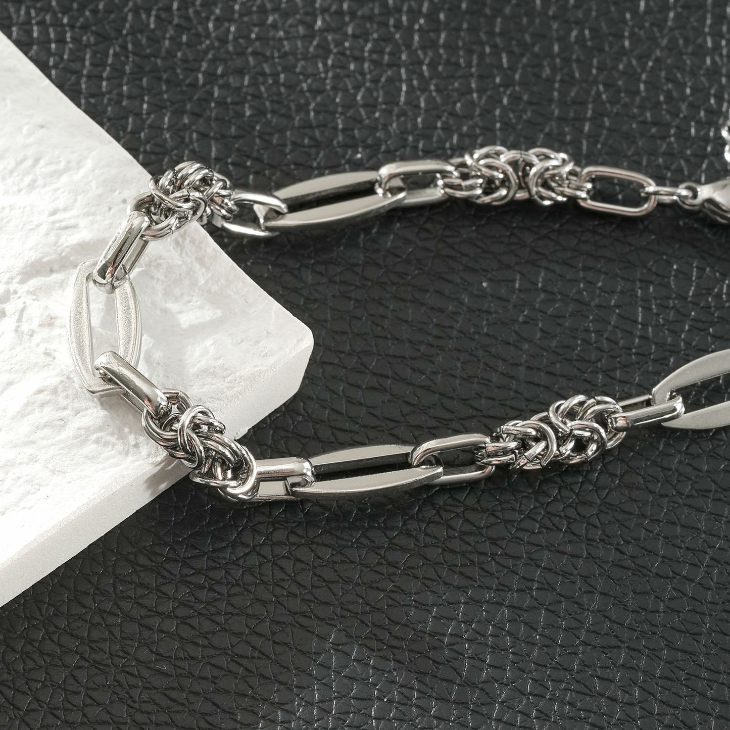 SORRENTO Silver (White Gold): Mixed Link Chain Bracelet
