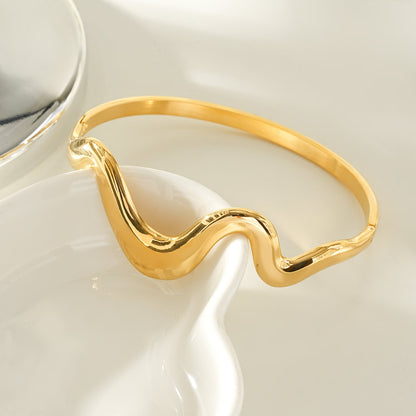 SEBASTIAN  Gold: Artfully Curved Avant-Garde Abstract Bracelet
