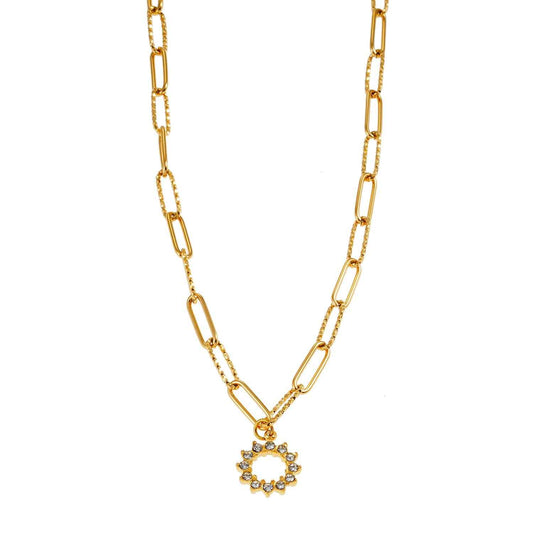 FRETTA: Radiant Star Shaped Pendant Zirconia Paper-Clip Chain Necklace in Gold.