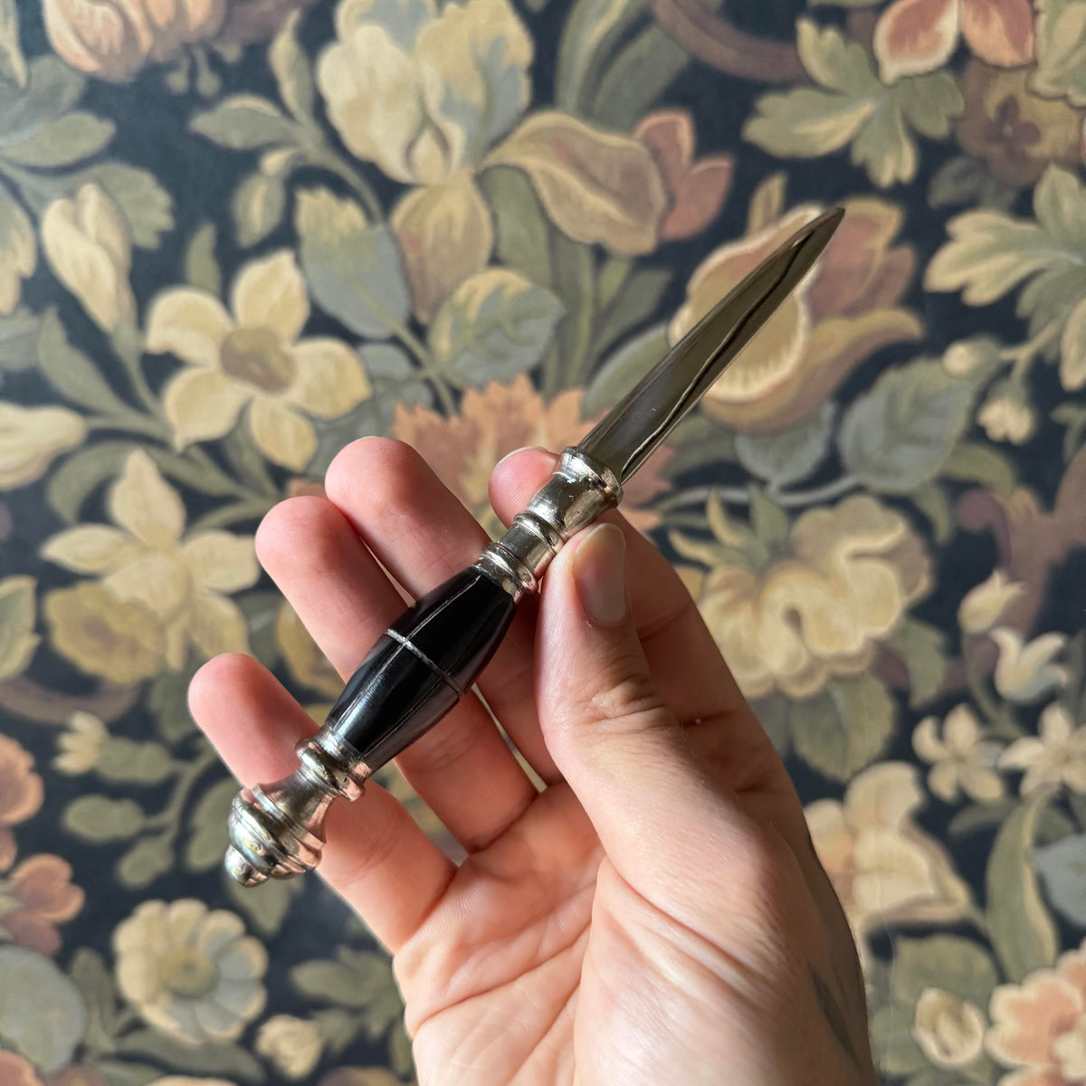 Magnifier & Letter Opener Desk Set