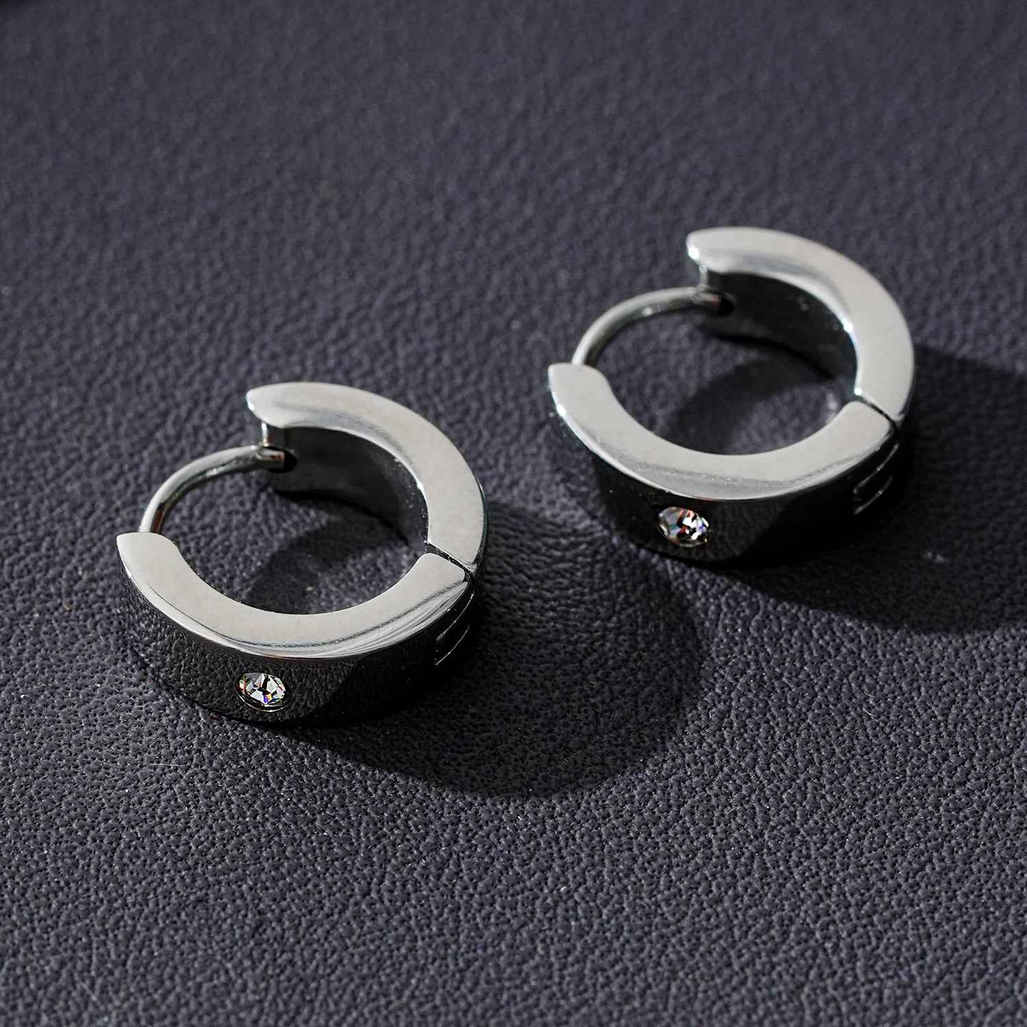 INIS: Wide Mini Hoop Earrings with a Solitaire Zirconia Gemstone in Silver