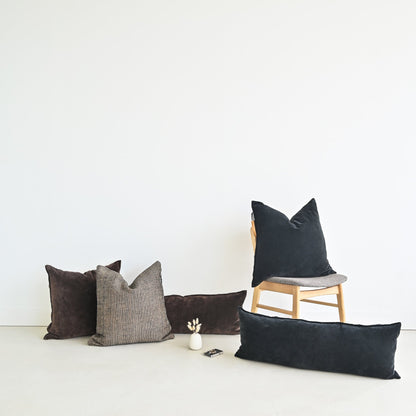 VELVET - HOTEL COLLECTION BLACK LUMBAR