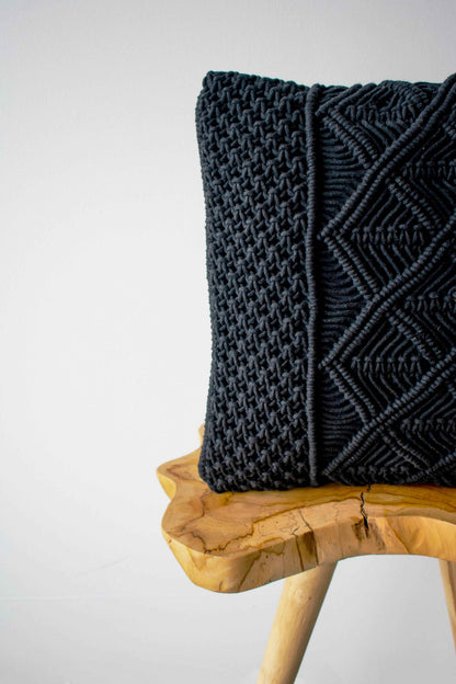 MACRAME - BLACK ONYX