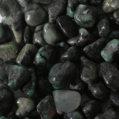 Emerald A Tumbled Stones