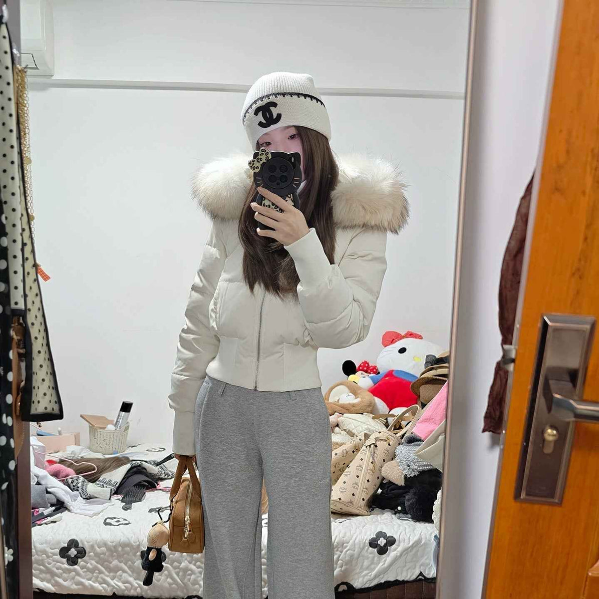 Women's Thickened Fleece-Lined Slim-Fit Cotton Coat with Detachable Faux Fur Collar