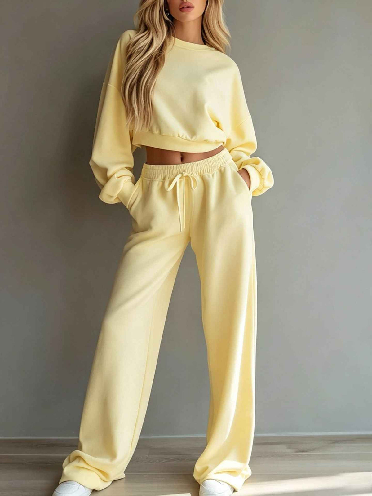 Women’s Casual Hooded Sweatshirt & Wide-Leg Pants Set – Long-Sleeve Two-Piece Sports Outfit