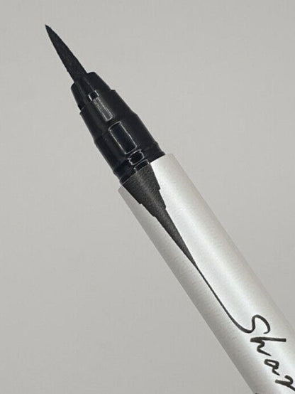 CLIO Sharp So Simple Waterproof Pen Liner - 01 Black