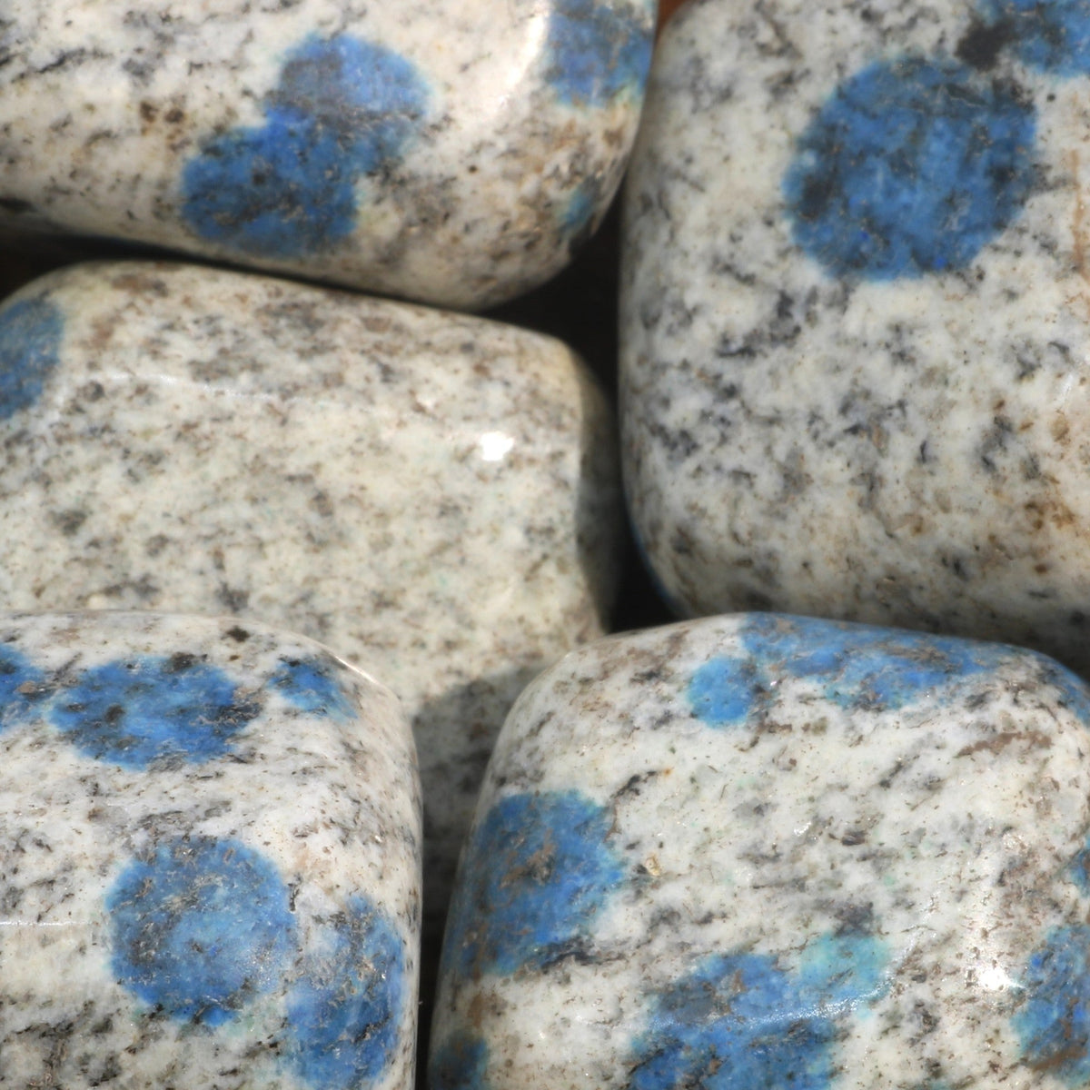 K2 Granite Tumbled Stones