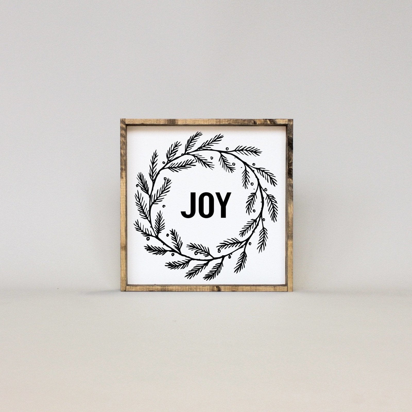 Joy Wreath Wood Sign - AURABAGS SHOP