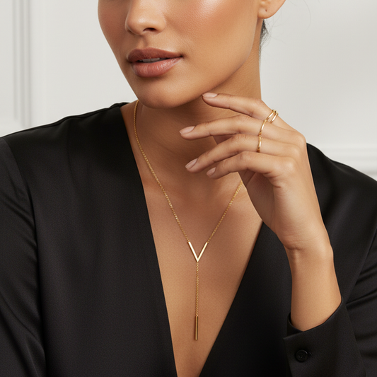Geometric V-Link Choker