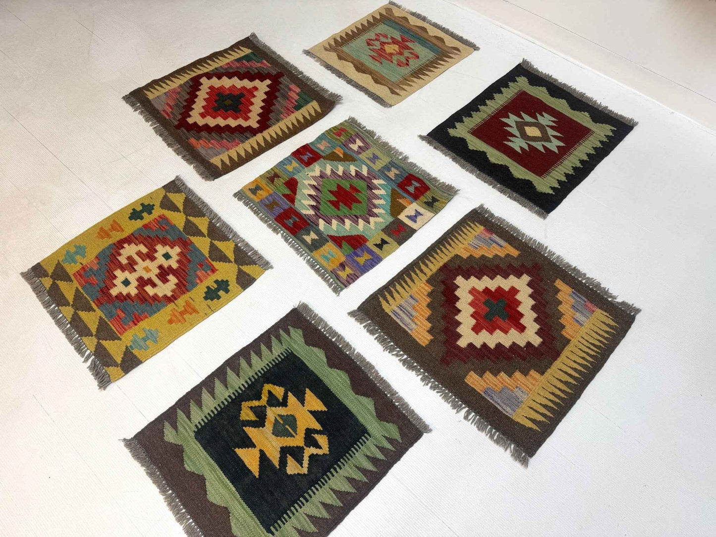 Mini Afghan Kilim Rugs | 2' x 2'