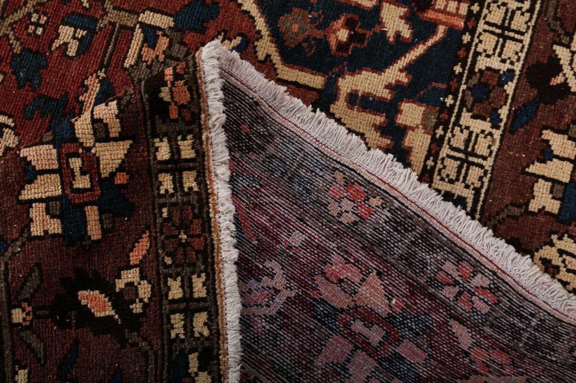 Persian Bakhtiari Rug | 9' 10" x 12' 9"