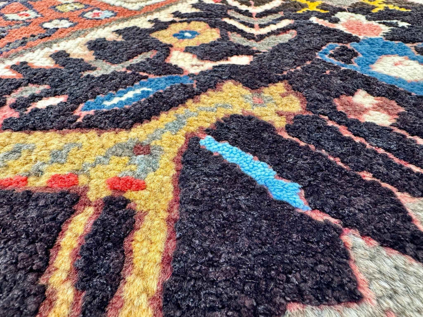 Persian Ilam Rug | 2' 6” x 3' 7"
