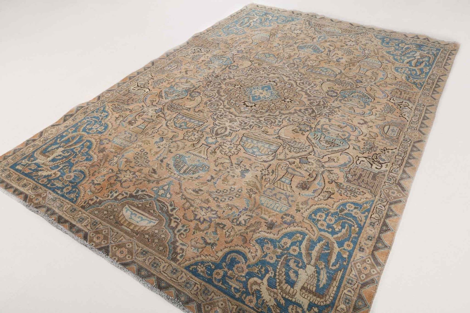 Persian Kashmar Rug | 6' 4" x 9' 3"
