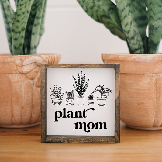 Plant Mom Wood Sign - AURABAGS SHOP
